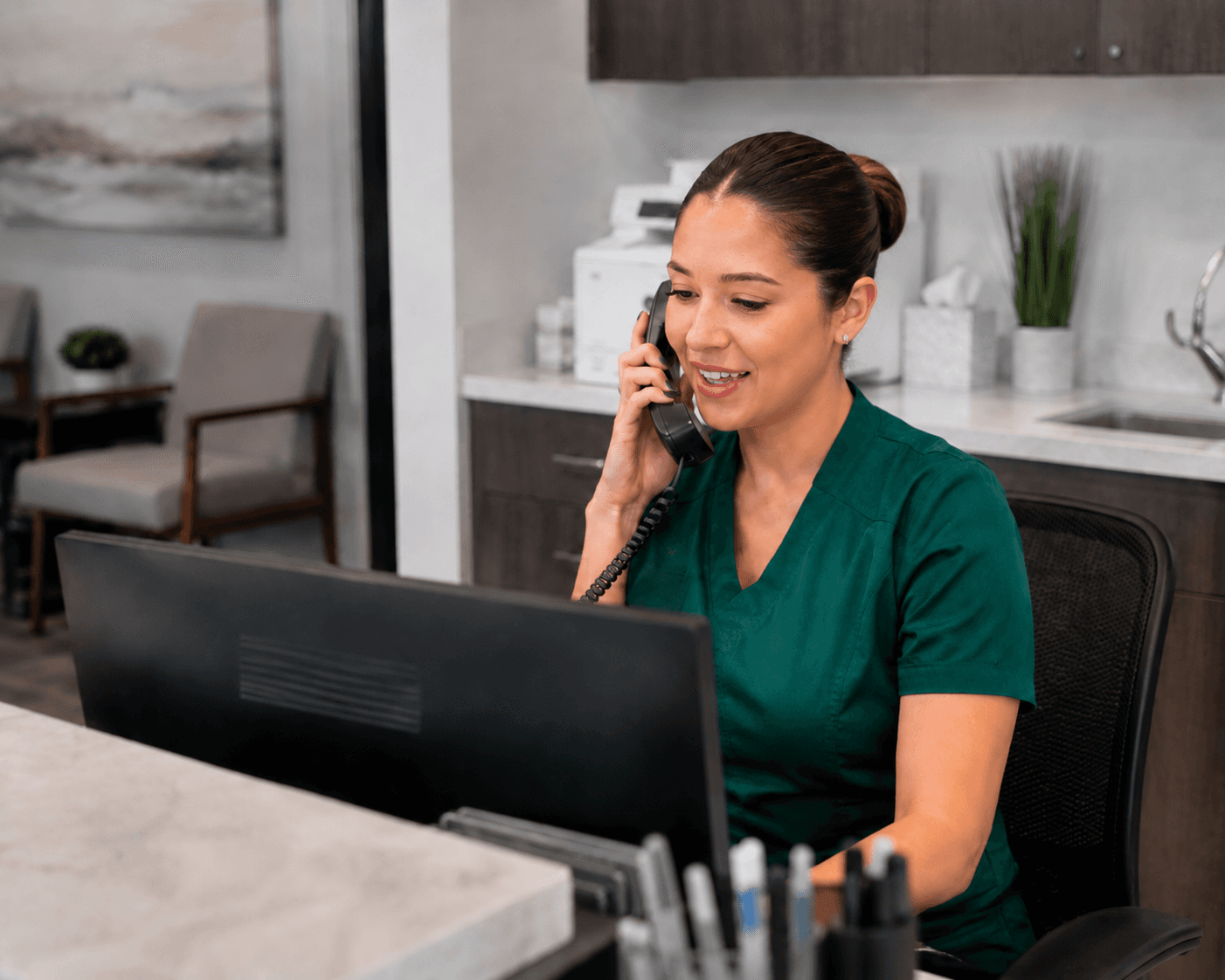 Patient calling the dental practice about tooth pain